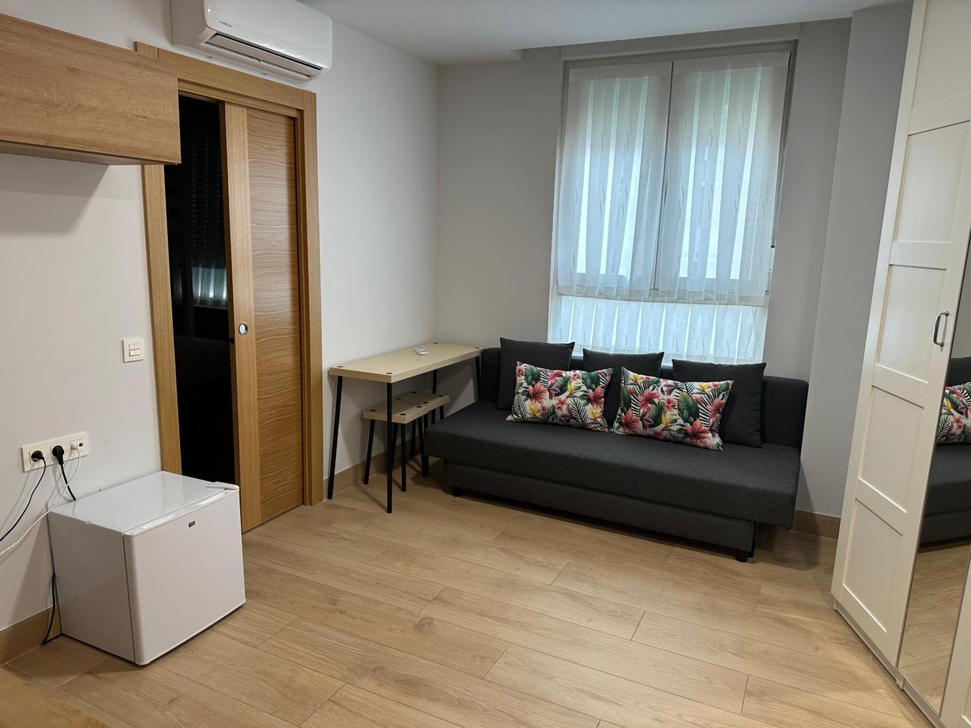 Apartamentos Turisticos Santa Apolonia 62 阿维莱斯 外观 照片