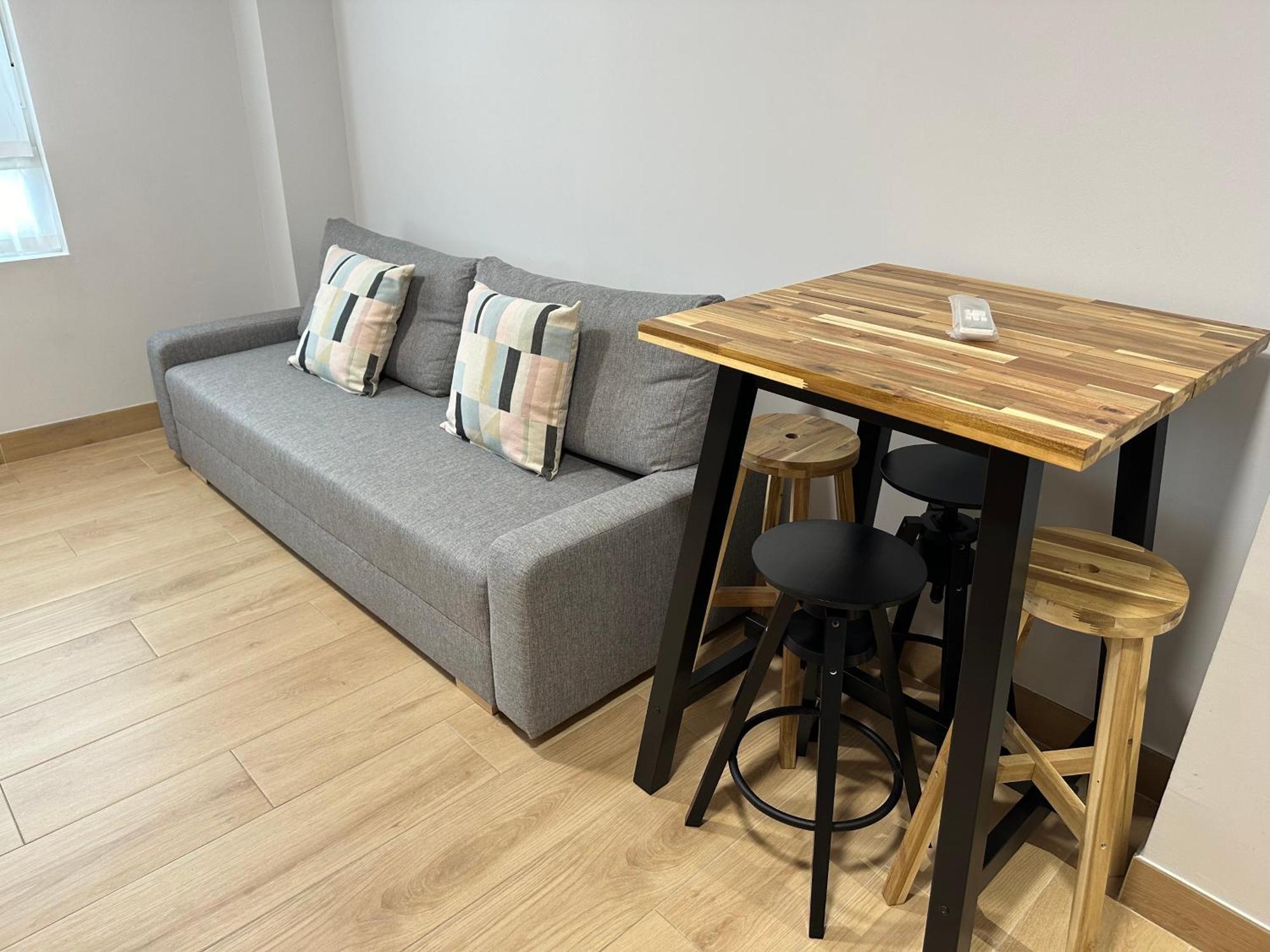 Apartamentos Turisticos Santa Apolonia 62 阿维莱斯 外观 照片