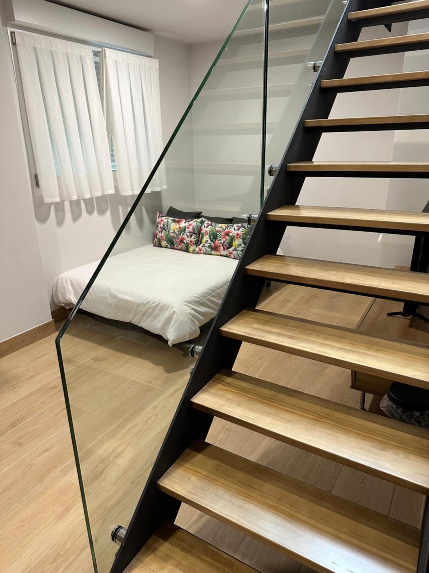 Apartamentos Turisticos Santa Apolonia 62 阿维莱斯 外观 照片